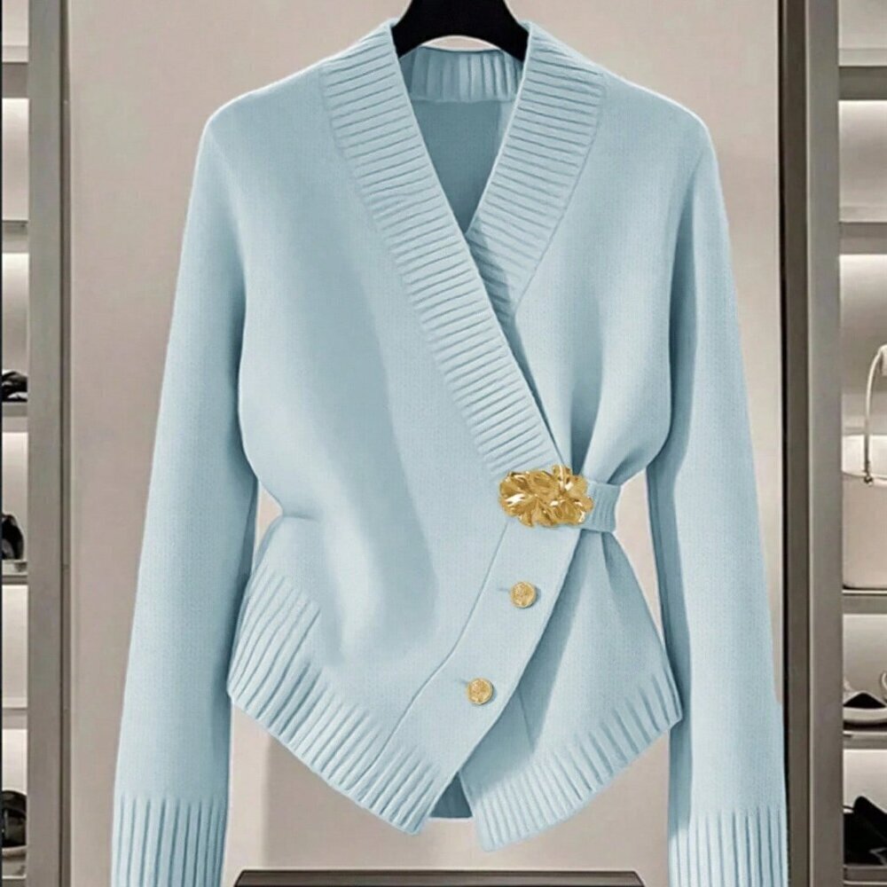 Blue Casual Women's button clousure knit Sweater